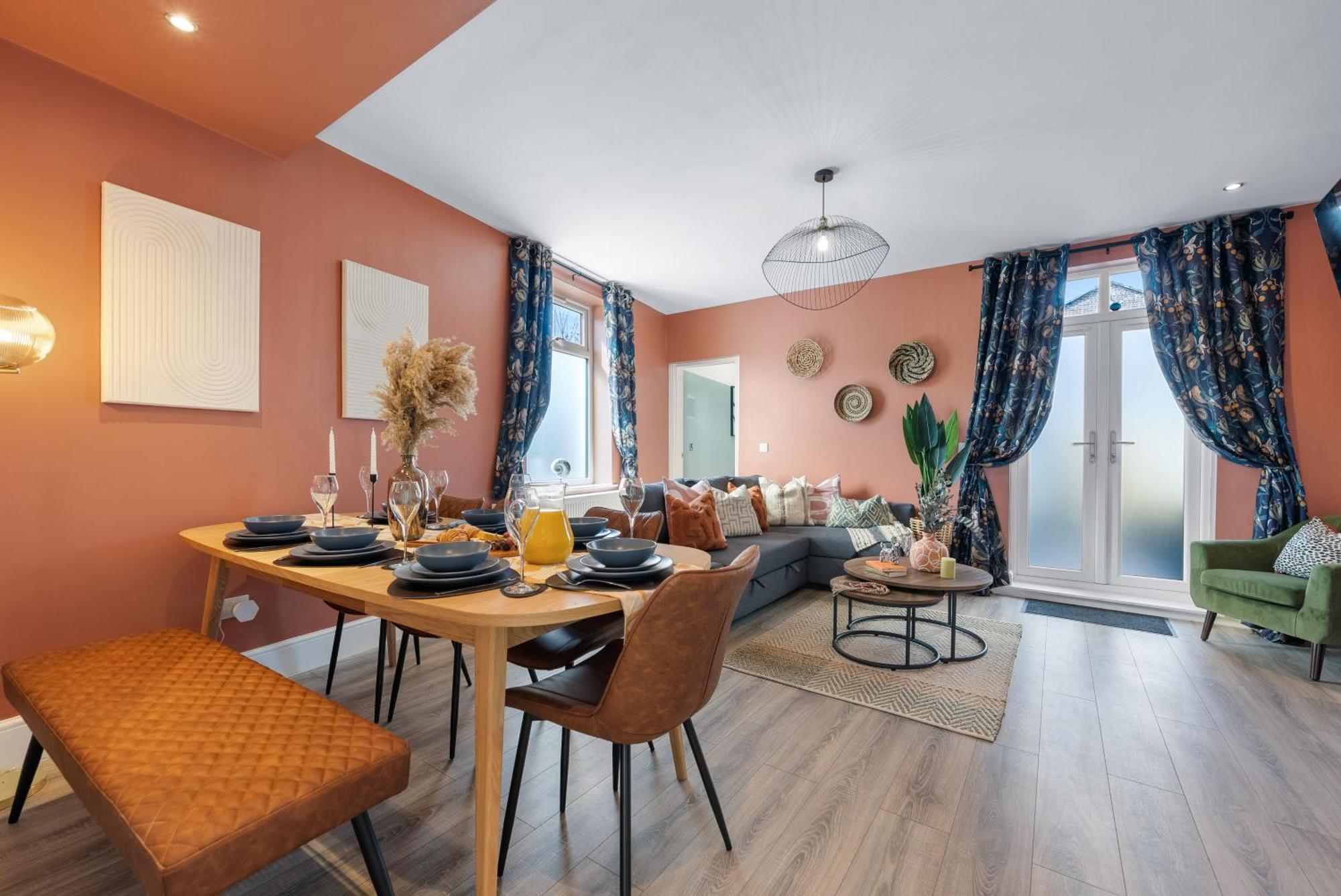 4-Bedroom Stunning Luxe, Spacious & Stylish Design House Bolton, Sleeps 11, With Parking Central Bolton, Links To Manchester, Pet-Friendly, Best For Groups! Work Contractors And Summer Special Offer! - By Blue Puffin Stays Farnworth Luaran gambar