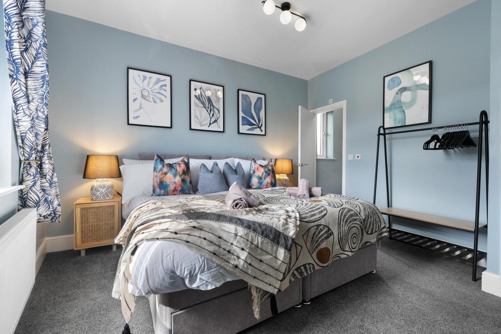 4-Bedroom Stunning Luxe, Spacious & Stylish Design House Bolton, Sleeps 11, With Parking Central Bolton, Links To Manchester, Pet-Friendly, Best For Groups! Work Contractors And Summer Special Offer! - By Blue Puffin Stays Farnworth Luaran gambar